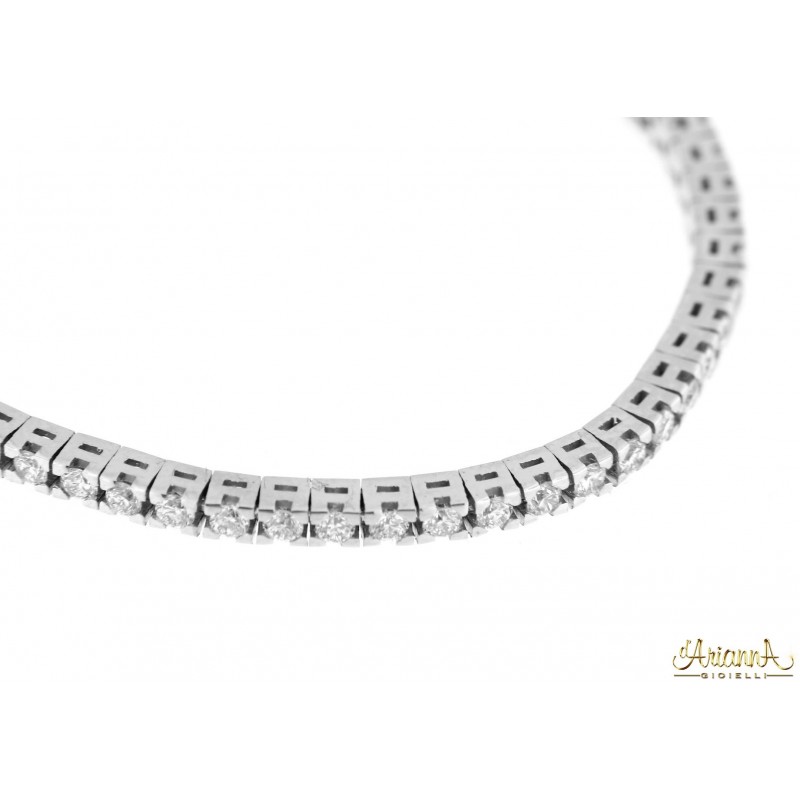 Bracciale Tennis in oro bianco 18kt con Diamanti 1,76ct. colore G purezza VS2