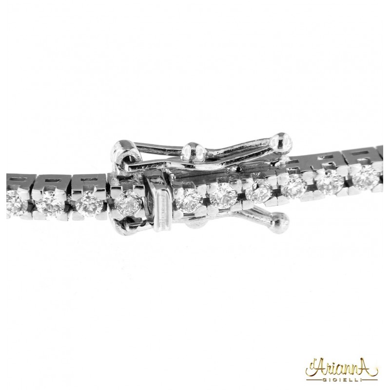 Bracciale Tennis in oro bianco 18kt con Diamanti 1,76ct. colore G purezza VS2