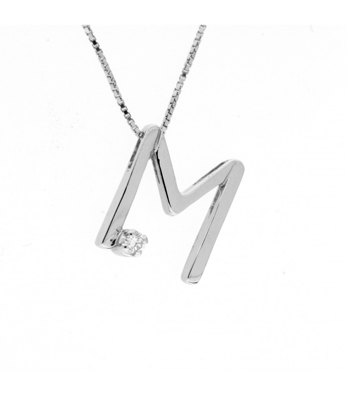 Lettera M in oro bianco 18kt e diamante 0.02ct completa di collana in oro 18kt