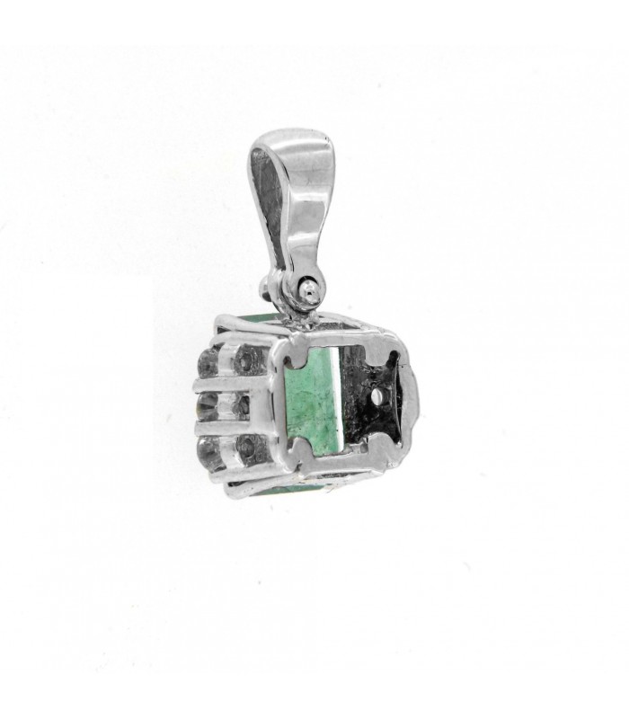 Ciondolo in oro bianco 18kt con Smeraldo 1,13ct. e diamanti