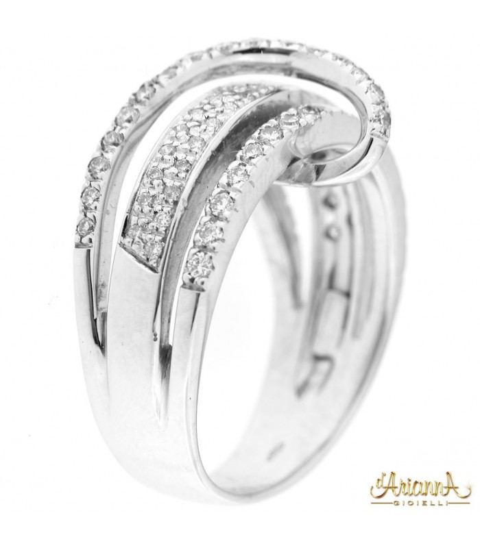 Anello Fantasia in oro bianco 18kt e diamanti