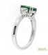 Anello in oro bianco 18kt con Smeraldo e Diamanti