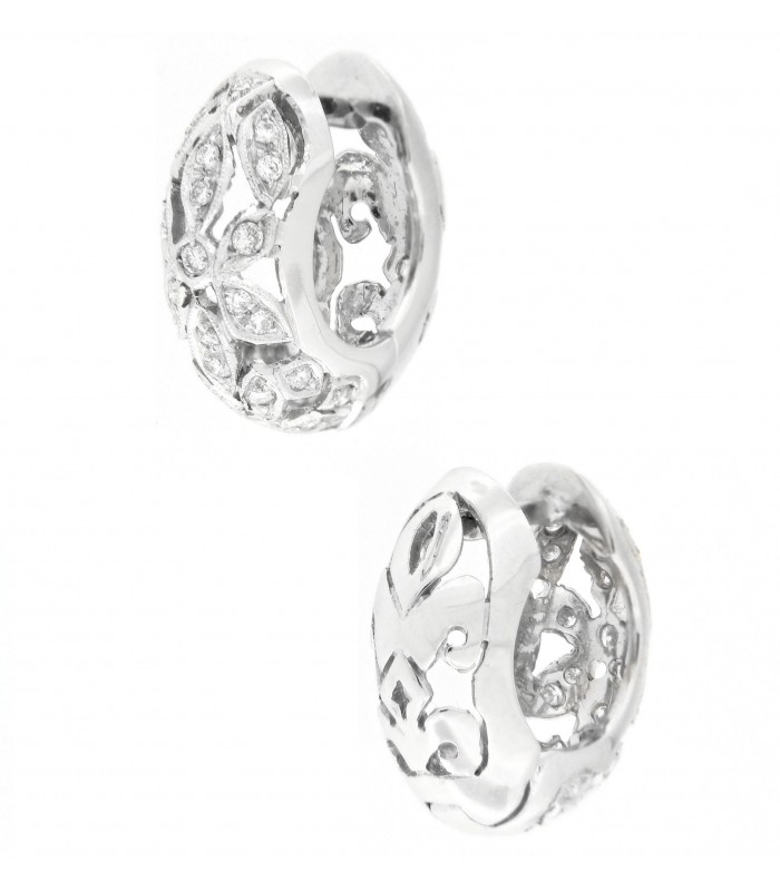 Orecchini a cerchio in oro bianco 18kt e diamanti 0,52ct.