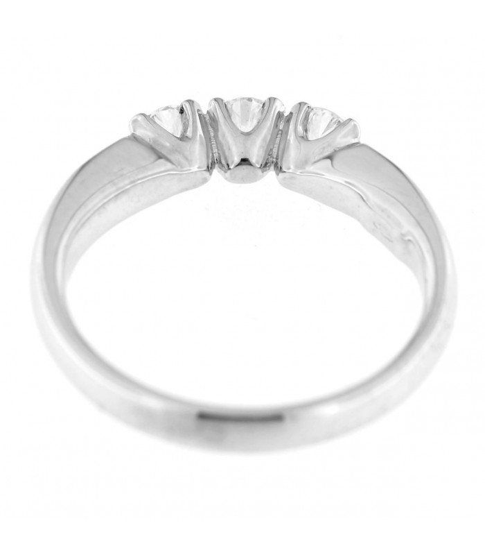 Anello Trilogy in oro bianco 18kt e diamanti 0,35ct. colore F purezza VS2