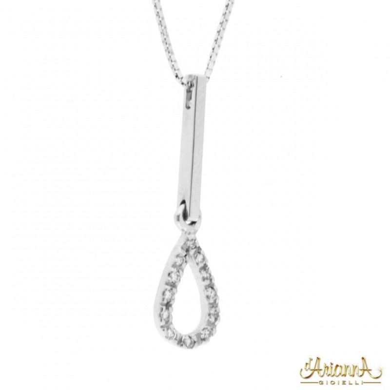 Ciondolo Fantasia in oro bianco 18kt e diamanti 0,08ct. incluso di collana in oro bianco 18kt